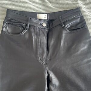 Wilfred Melina Pant